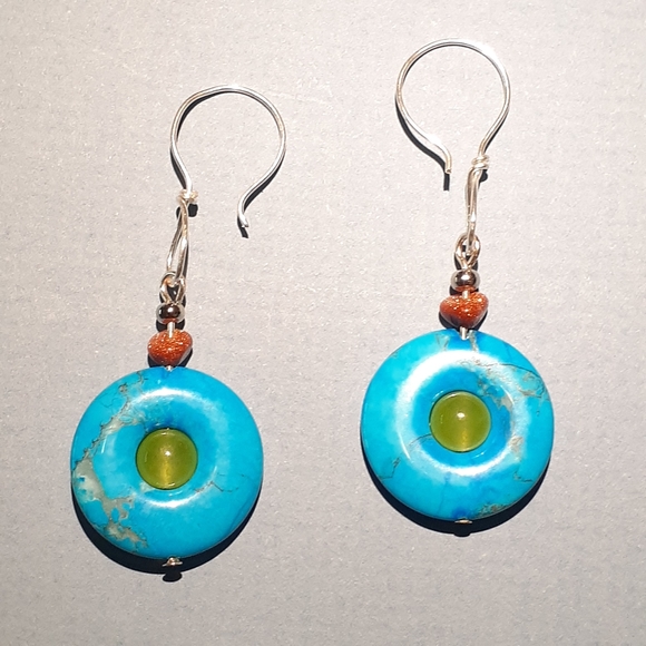 Fine Howlite Donut and Gem Earrings - Picture 3 of 5